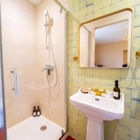 Σπίτι διακοπών Exceptional For 14 Charm And Tranquility